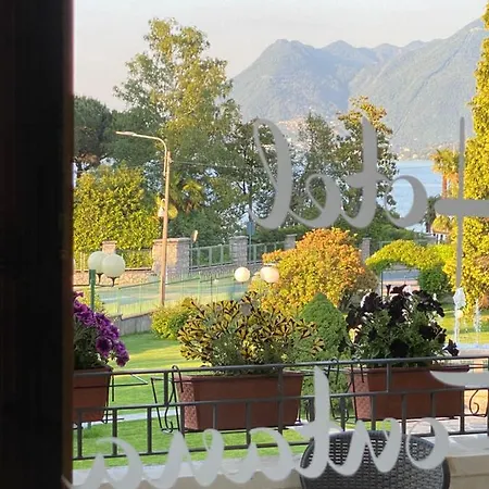 拉丰塔纳酒店 3*