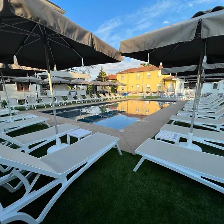 La Fontana Hotell