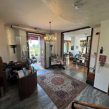 酒店 拉丰塔纳酒店