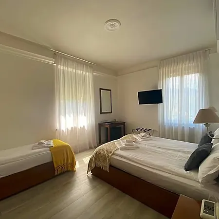 La Fontana Hotell 3*