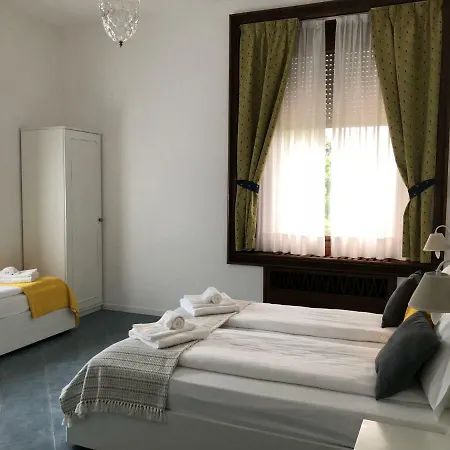 La Fontana فندق ستريزا